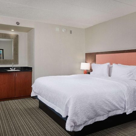 Hampton Inn Fairfax City Eksteriør billede