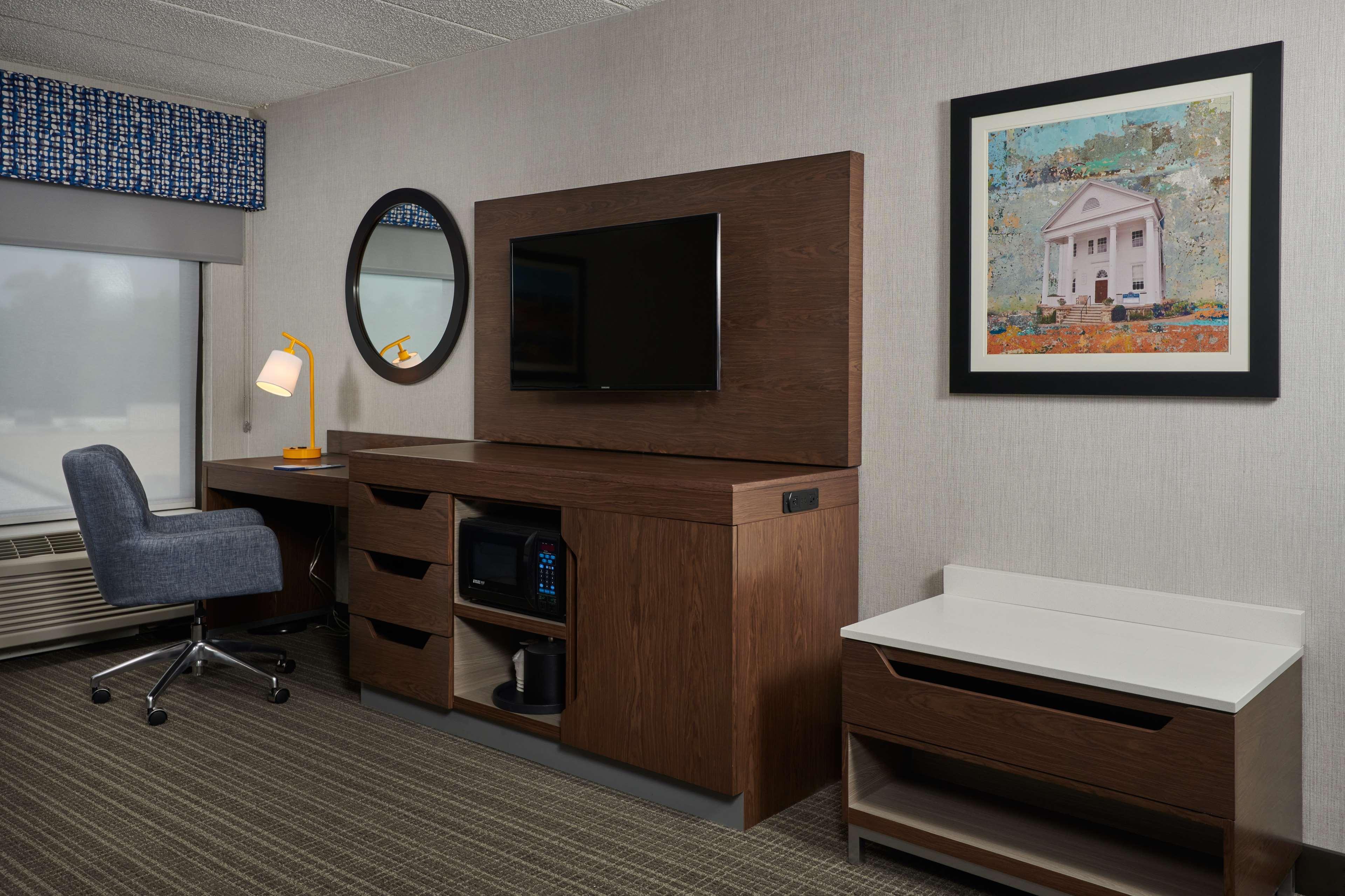 Hampton Inn Fairfax City Eksteriør billede